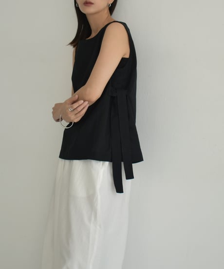 tops-02499　サイドリボン ノースリーブ トップス　ベージュ　ブラック