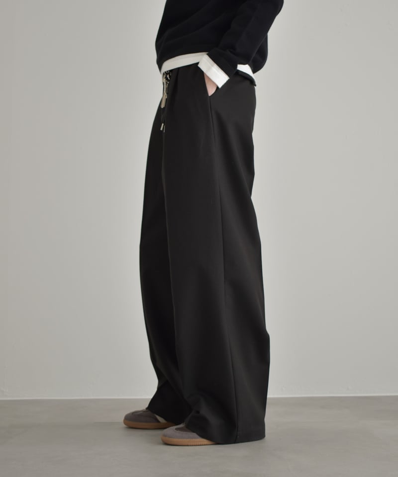 bottoms-12010 タックワイドパンツ エクリュ グレー ブラック | L a v i