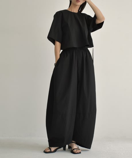 tops-02497　ストレッチ ナイロン シアー ハーフスリーブ プルオーバー　ライトカーキ　ブラック