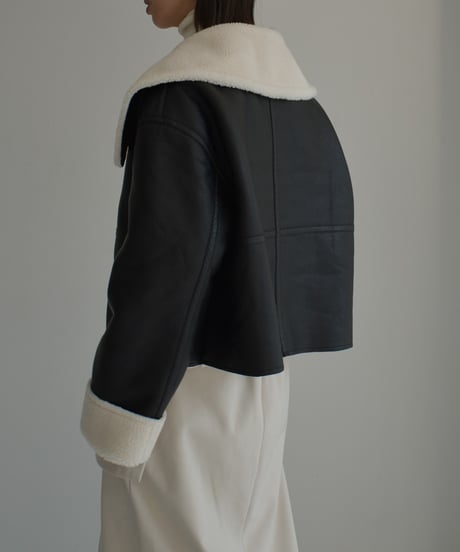 outer-02075　ビックカラー フェイクムートン ジャケット　グレージュ　ベージュ　ブラック