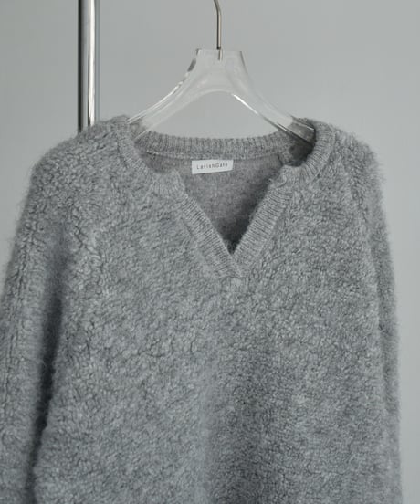 knit-02354  キーネック ボア ニット　オフホワイト　グレー　ダークグレー