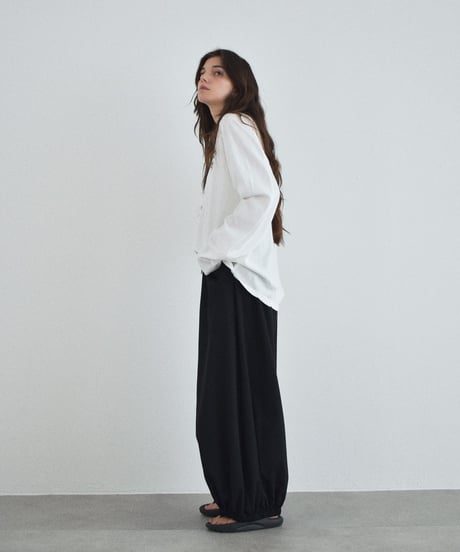 tops-02601　ヘンリーネック ロングTシャツ　ホワイト
