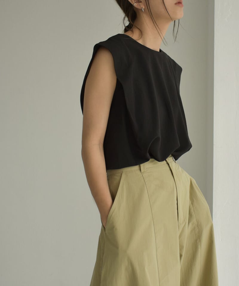 極美品✨ADORE タックスリーブブラウス ブラック 綿100% 日本製 洗える tops-02414 タックスリーブ バックボタン ブラウス ベージュ