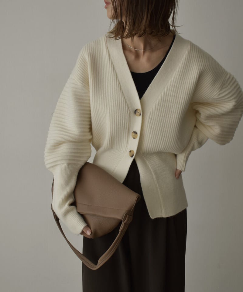 knit-02196 ウエストシェイプニットカーディガン エクリュ モカ knit-02196 ウエストシェイプニットカーディガン エクリュ モカ