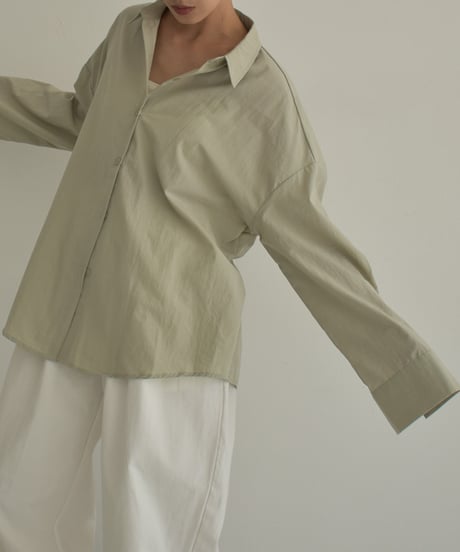 tops-02484　バックドロスト オーバーシャツ　ライトカーキ