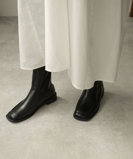 shoes-02117　バックジップ　アンクルフラットブーツ　エクリュ　ダークブラウン　ブラック