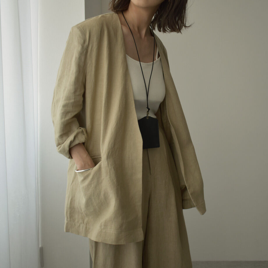 ATON ベージュ リネンノーカラージャケット