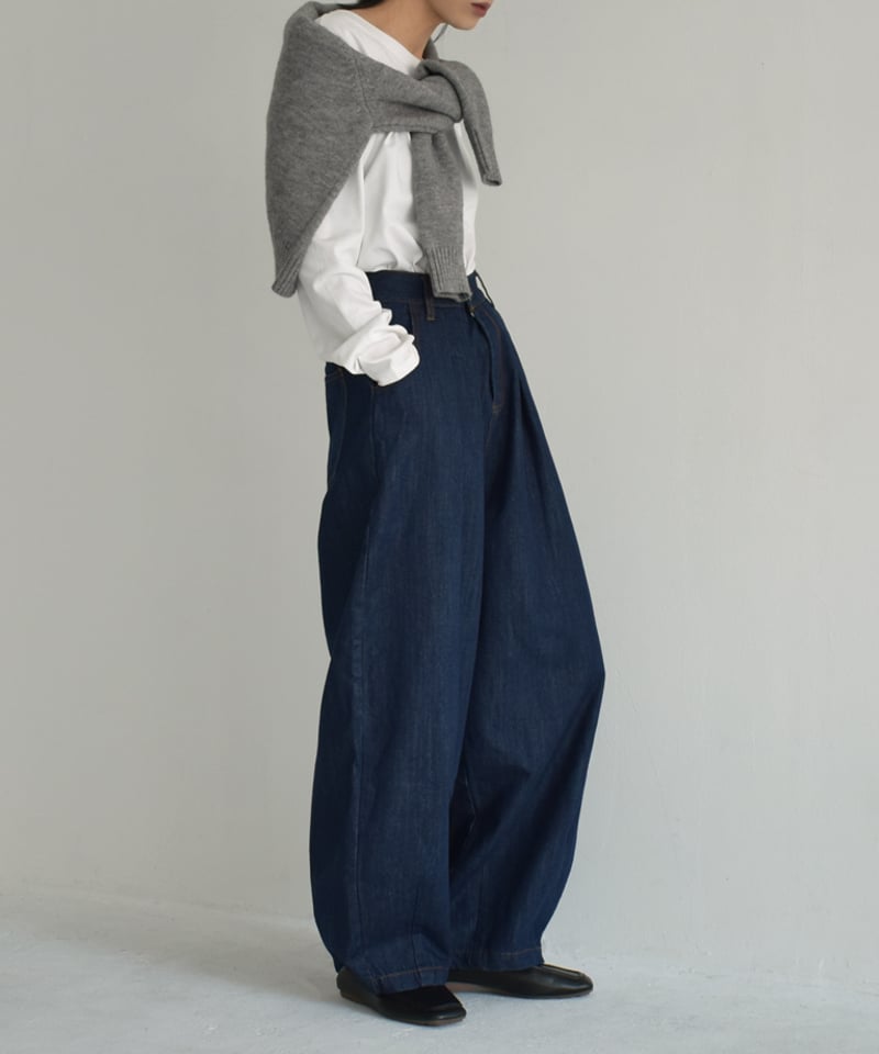 bottoms-02209 タックコクーンデニムパンツ インディゴ ブルー bottoms-02209 タックコクーンデニムパンツ インディゴ ブルー