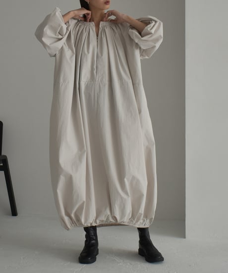 onepiece-12011　ジップギャザー バルーン ワンピース　グレージュ