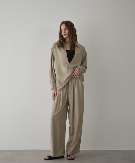 tops-12012　スキッパーシャツ 《セットアップ可能》　モカベージュ　ブラック