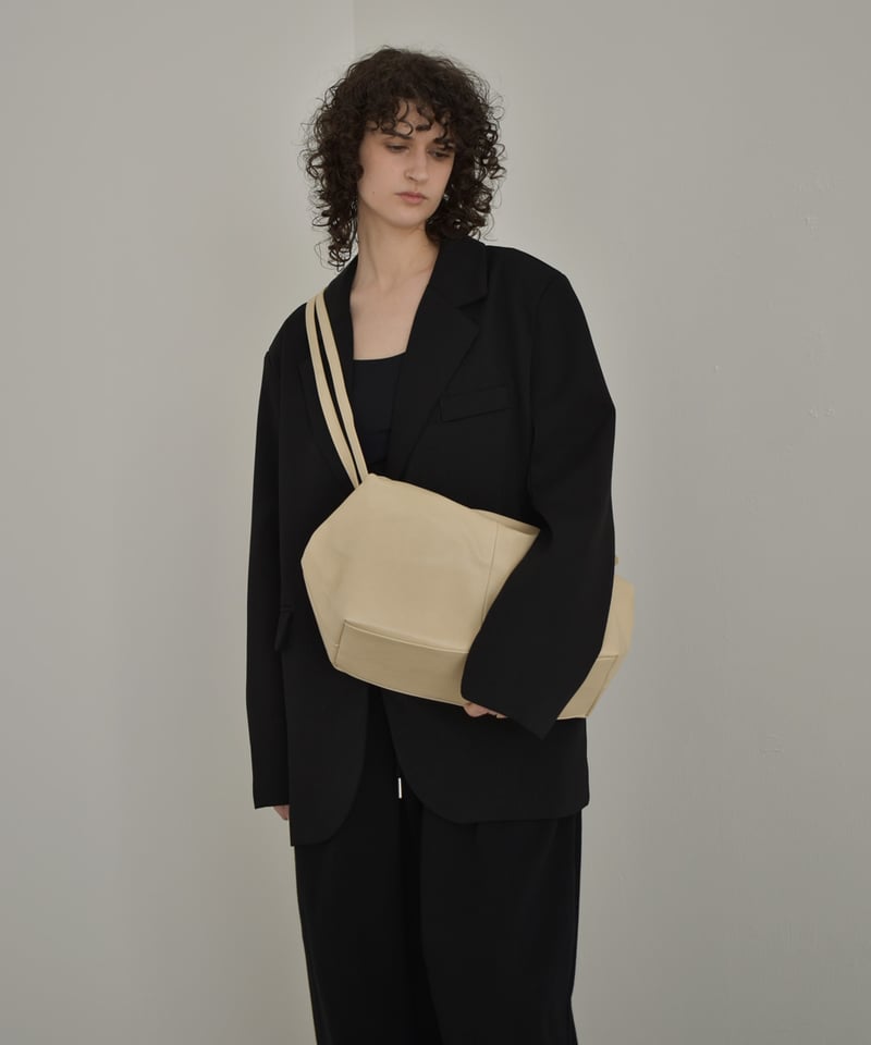 bag2-02668 2way ボックス バッグ エクリュ ブラウン ブラック | L a v