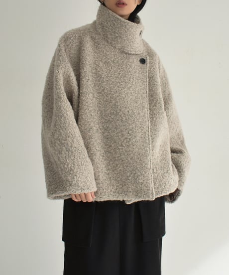 coat-02052　ウール混 ハイネック ブークレ ショート コート　ライトグレージュ　モカ