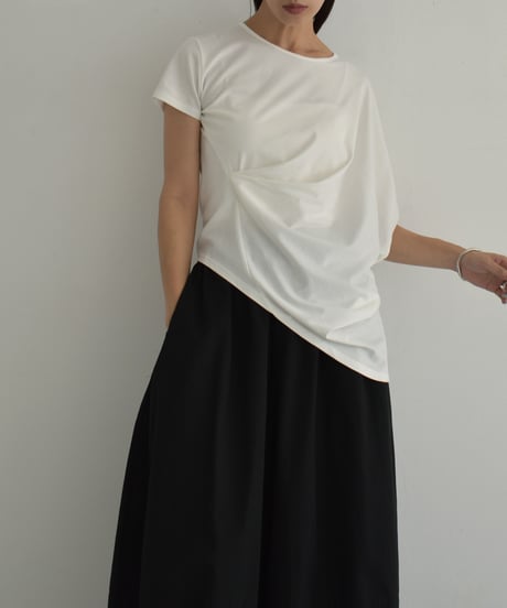 nh-tops-02494　アシンメトリー デザイン TEE　ホワイト　ブラック