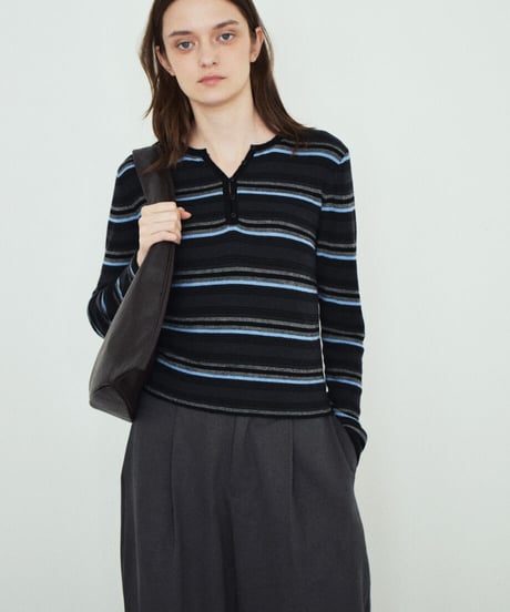 nh-knit-02394　マルチボーダー ヘンリーニットトップス　ライトグレー　チャコール