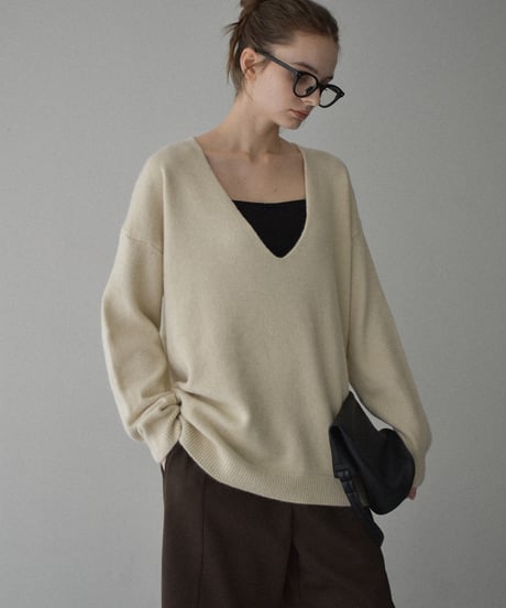 knit-02346　Vネック オーバーニット　エクリュ　グレー　ブラック