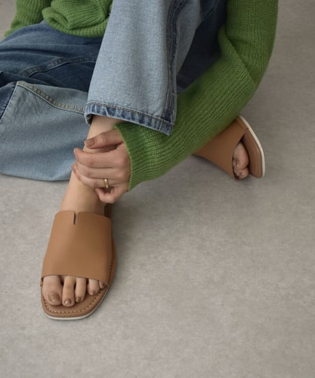shoes-02147　フラットサンダル　モカベージュ　ブラック