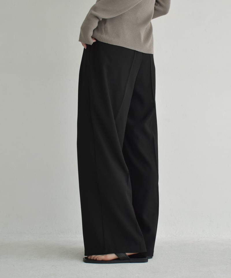 bottoms-02267 タックワイドパンツ エクリュ ブラック | L a v i s h