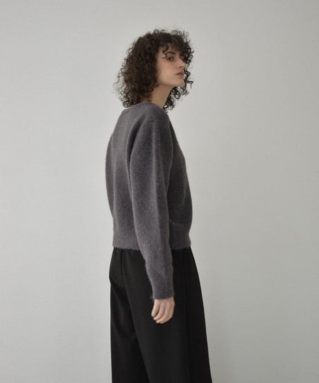 knit-02352　クルーネックニットカーディガン　ライトグレー　チャコール