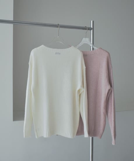 knit-02377　ルーズ シアーニット　オフホワイト　ダスティピンク