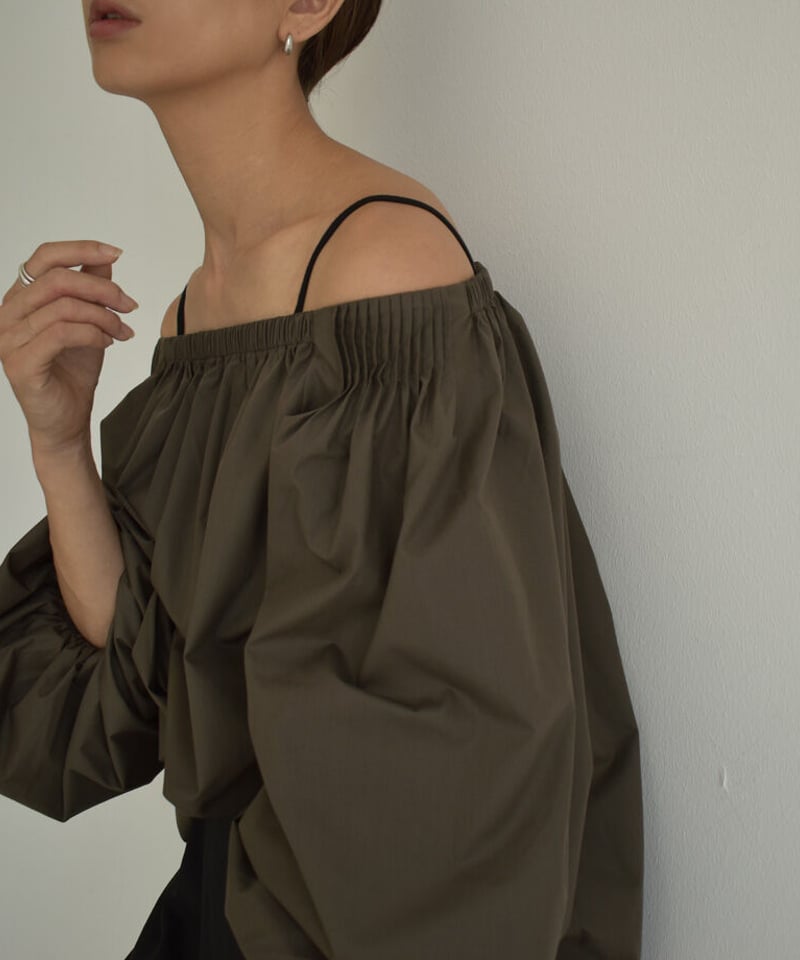 tops-12006 オフショルダー ブラウス モカブラウン | L a v i s h G