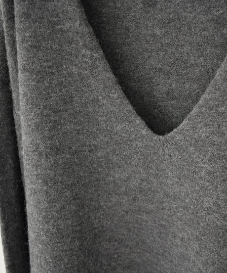 knit-02346　Vネック オーバーニット　エクリュ　グレー　ブラック