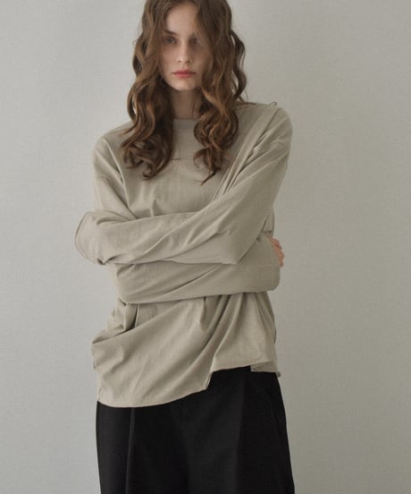 nh-tops-02565　オーバーサイズ ロングスリーブTシャツ　ホワイト　ベージュ　チャコール　ブラック