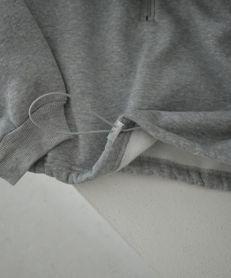 tops-02450　裏起毛クロップドハーフジップスウェット　グレー　チャコール　ブラック