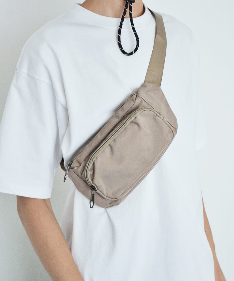 nh-bag2-02681U フロントポケット ウエストポーチ ベージュ ネイビー