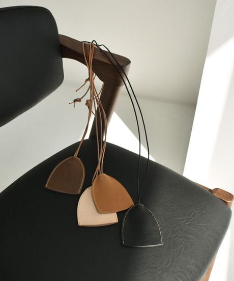 mb-necklace2-02068　牛革　レザーキークロシェットネックレス　ブラック　ヌメ　キャメル　ダークブラウン　☆WA04