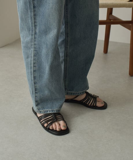 shoes-02152　フィッシュボーン フラットサンダル　エクリュ　ブラウン　ブラック