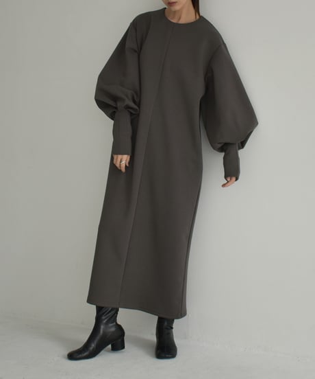 onepiece-12012　タックスリーブ ダンボールニット ワンピース　チャコール　ブラック