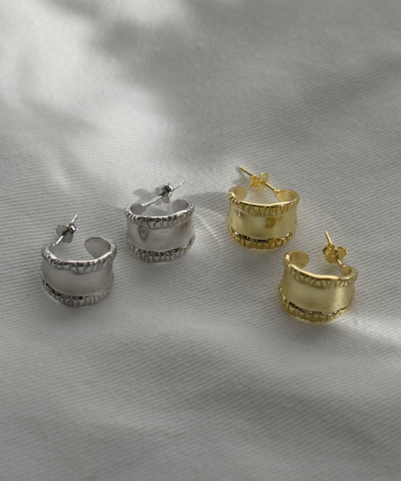 シルバー925 Sterling 喜ばしい ワイドフープピアス/軽研磨