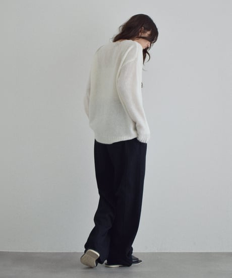 knit-02377　ルーズ シアーニット　オフホワイト　ダスティピンク