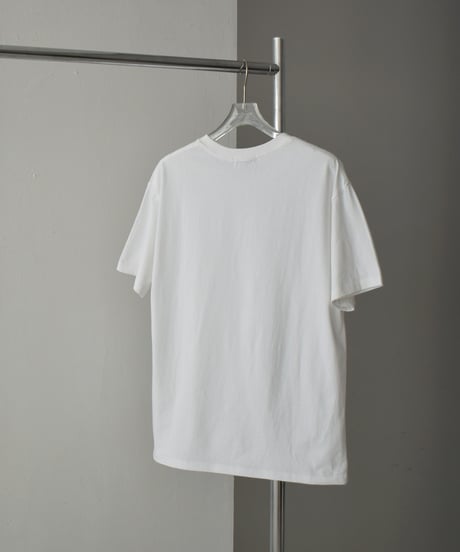 nh-tops-02559　フォトグラフィック Tee　"What is"　ホワイト　ブラック