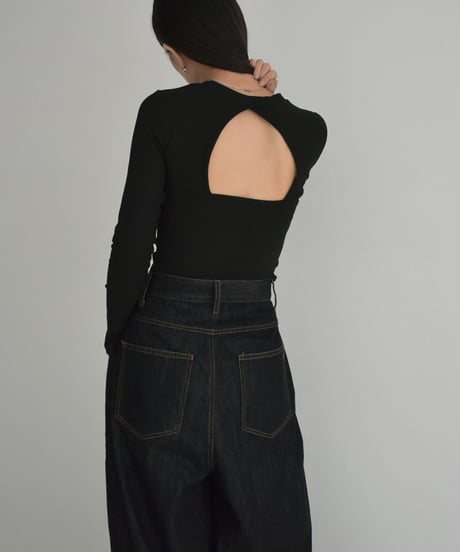 nh-tops-02463　バックオープン フィット トップス　ホワイト　アイボリー　チャコール　ブラック