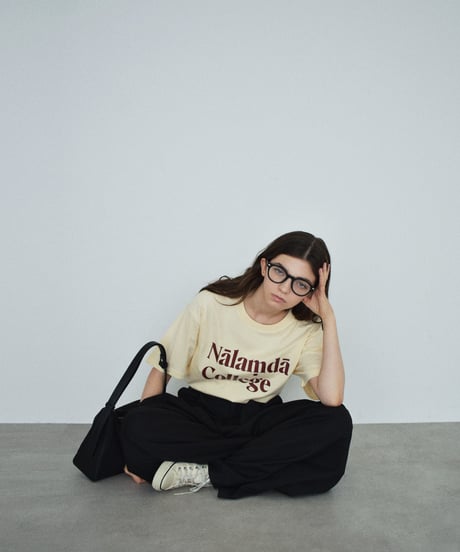 nh-tops-02614　 オーバーサイズ カラーロゴ Tシャツ　ホワイト　グレー　クリーム