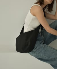 nh-bag2-02626　キャンバスショルダーバッグ　エクリュ　ブラック
