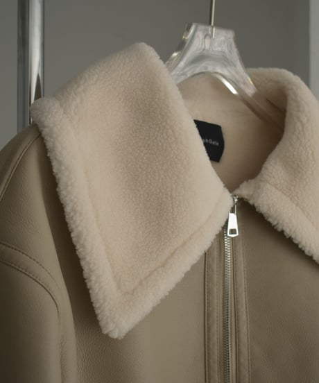 outer-02075　ビックカラー フェイクムートン ジャケット　グレージュ　ベージュ　ブラック