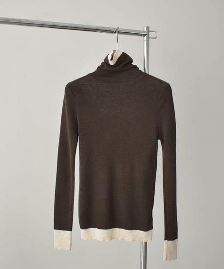 nh-knit-02366　バイカラー タートル ニット　ベージュ　ブラウン　チャコール