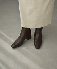 shoes-02165　スクエアトゥ ショートブーツ　エクリュ　ダークブラウン　ブラック