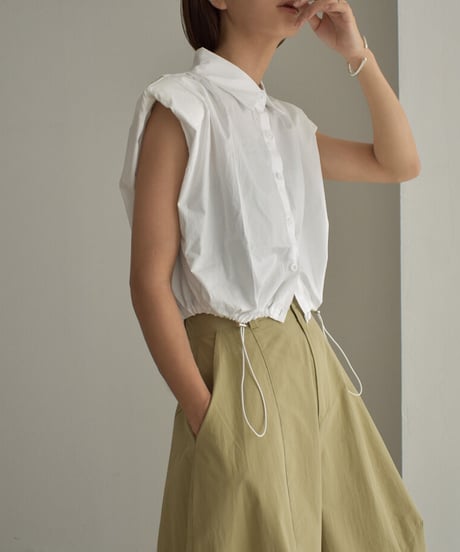 tops-02425　ショルダーパッド ドローストリング ブラウス 　ホワイト　ブラック
