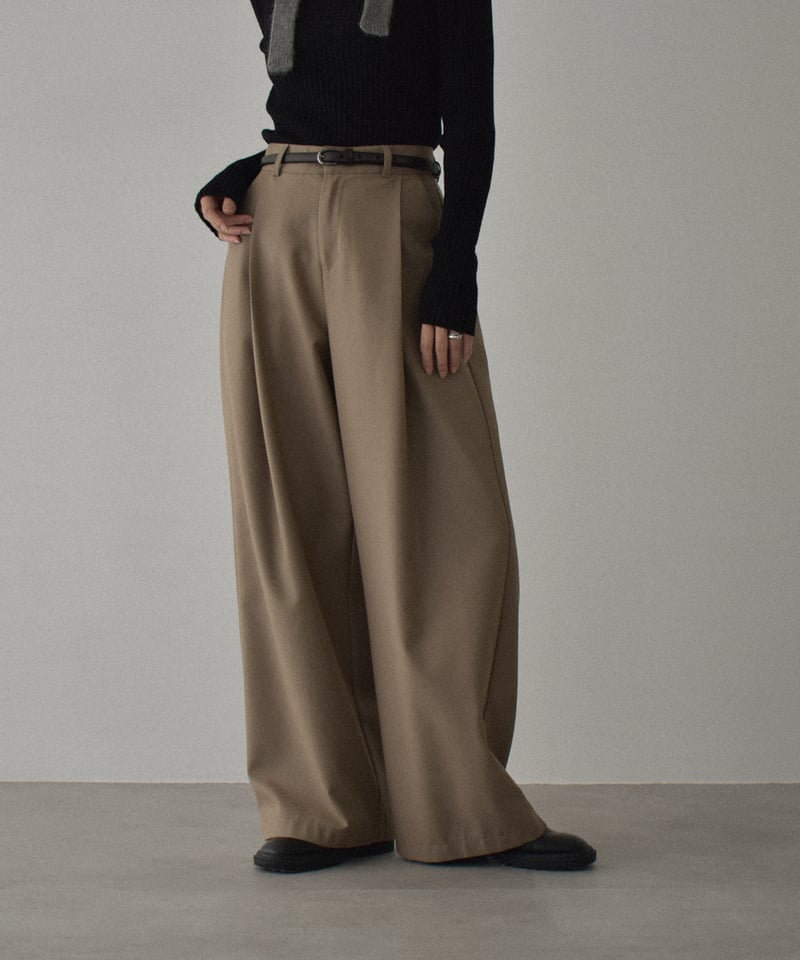 bottoms-02266 タックコクーン ワイドパンツ エクリュ モカベージュ