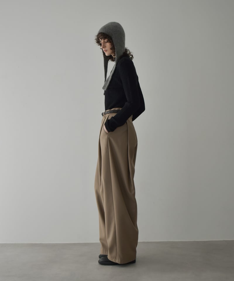 bottoms-02266 タックコクーン ワイドパンツ エクリュ モカ