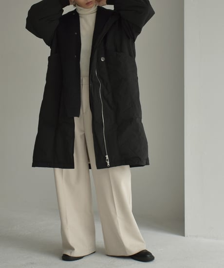 outer-02070　ニットフーディ付き ノーカラーダウンコート　エクリュ　ブラック