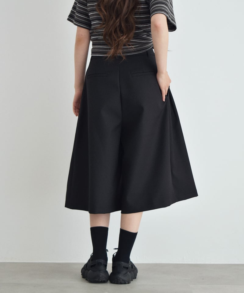 ブラックMのみ6月上旬～6月中旬入荷分予約販売 bottoms-02321 タック