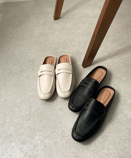 shoes-02150　クッション仕様　ローファーサンダル　エクリュ　ブラック