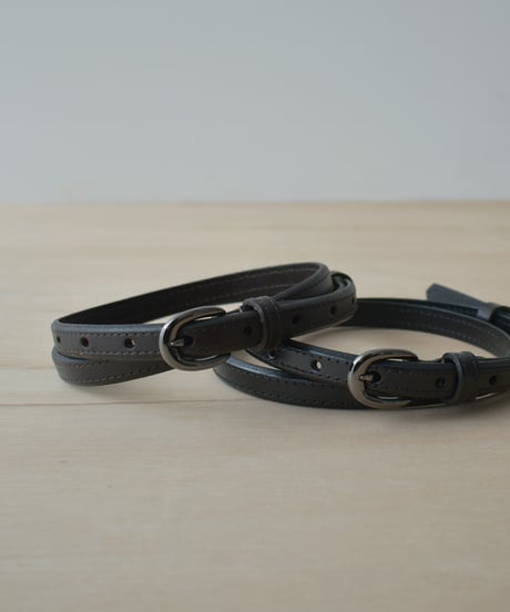 belt-02040　本革　ラウンドバックル スリムベルト　ダークブラウン　ブラック