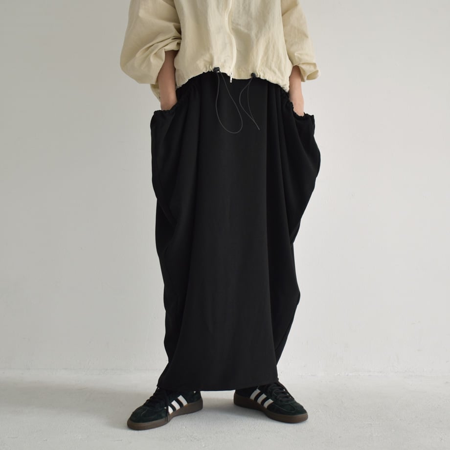 CUNE キューン DDDCサロペットスカート BLACK フリーサイズ 未使用 CUNE キューン DDDCサロペットスカート BLACK フリーサイズ 未使用