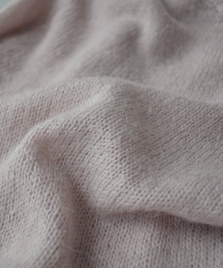 knit-02377　ルーズ シアーニット　オフホワイト　ダスティピンク
