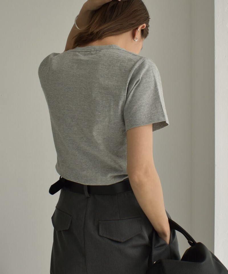   カップ付き Tシャツ　ショーツ　グレー GYMPHLEX ジムフレックス ショート Tシャツ トップス レディース